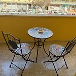 Alexander\'S Home Close To Metro A